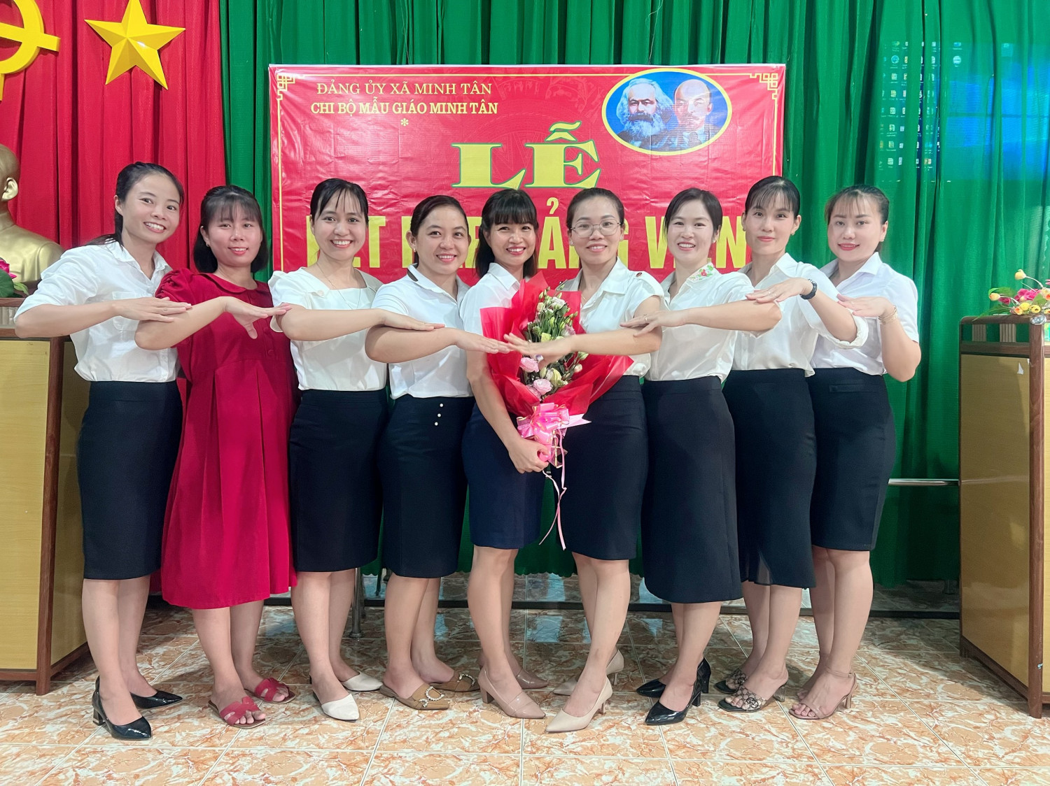 Lễ kết nạp Đảng viên mới năm học 2022-2023